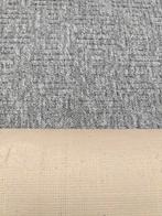 Mooie coupon grijs boucle zware kwaliteit 650 x 400, Ophalen, Nieuw, Grijs, Tapijt