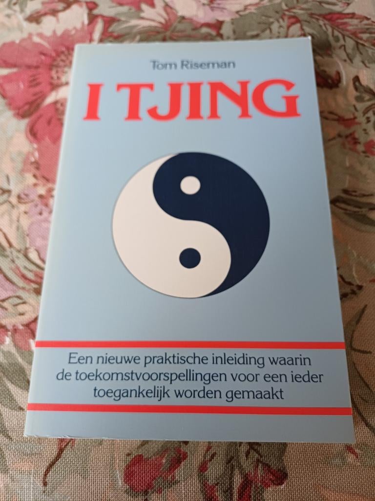I Tjing - Tom Riseman, Achtergrond en Informatie, Spiritualiteit algemeen, Ophalen of Verzenden, Zo goed als nieuw