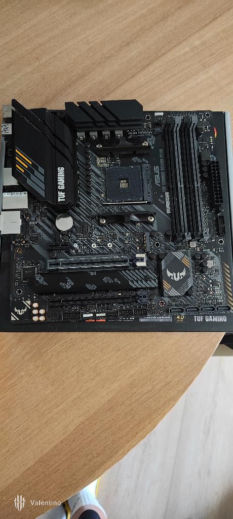 Tuf gaming B550m-plus, Computers en Software, Moederborden, Zo goed als nieuw, AMD, DDR4, Ophalen of Verzenden