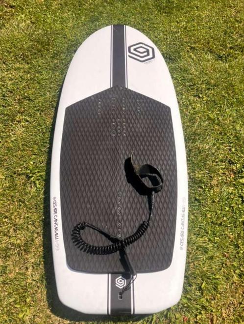I-99 Winger 6.0 Wingfoilboard 110 liter, Watersport en Boten, Windsurfen, Zo goed als nieuw, Overige typen, Minder dan 250 cm