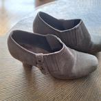 2 paar schoenen, taupe en zwart( Roberto d'angelo); maat 37., Kleding | Dames, Schoenen, Ophalen, Overige kleuren, Scholl/ Roberto d'Angelo