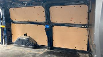 Ford transit custom beschermplaten achterin beschikbaar voor biedingen