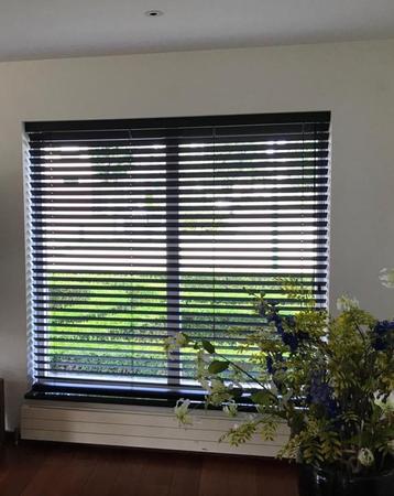Jaloezie HOUT zwart 72x168 cm. Nieuw in verpakking! beschikbaar voor biedingen