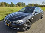 BMW 5 Serie 523i High Executive (bj 2010, automaat), Auto's, BMW, Euro 5, Achterwielaandrijving, Gebruikt, 2000 kg