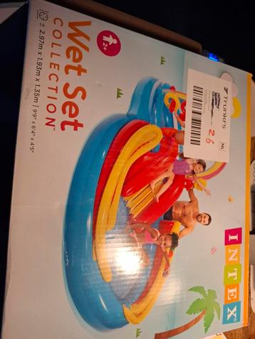 Intex Wet Set Zwembad met Glijbaan  beschikbaar voor biedingen