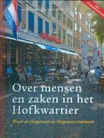 Over mensen en zaken in het Hofkwartier NR0717, 20e eeuw of later, Verzenden, K. Aardoom/T. Wienbelt, Zo goed als nieuw