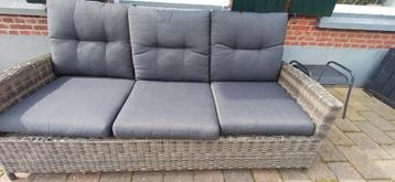 Kussens voor tuinset beschikbaar voor biedingen