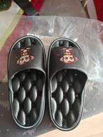 Aapen Slippers - Maat 38, Kleding | Dames, Schoenen, Slippers, Zwart, Nieuw, Ophalen of Verzenden