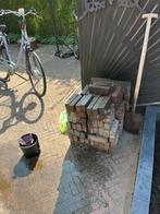 Gratis af te halen stapel klinkers, Tuin en Terras, Ophalen, Zo goed als nieuw, Beton, Klinkers