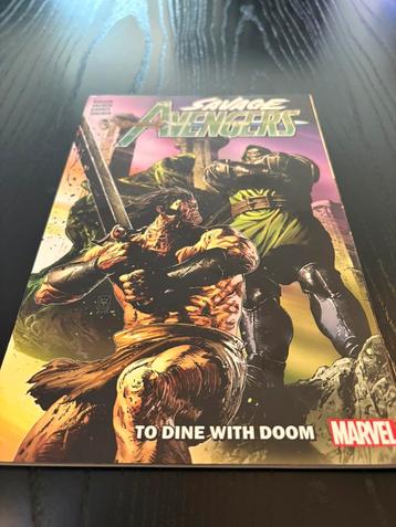 Savage Avengers tp 2 To Dine With Doom nieuwstaat, ongelezen beschikbaar voor biedingen