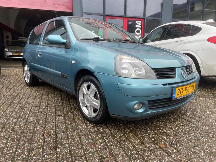 Renault Clio 1.4-16V Authentique Comfort nette auto, Auto's, Renault, Te koop, Clio, ABS, Airbags, Airconditioning, Centrale vergrendeling