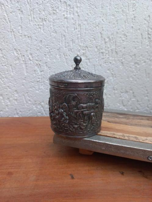 Verzilverd theebusje. Hooijkaas. Douwe Egberts. Brocant, Antiek en Kunst, Curiosa en Brocante, Ophalen of Verzenden