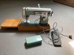 Ouderwetse Impala naaimachine, Antiek en Kunst, Antiek | Naaimachines, Ophalen