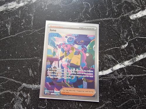 Iono 237 paldean fates, Hobby en Vrije tijd, Verzamelkaartspellen | Pokémon, Zo goed als nieuw, Losse kaart, Ophalen of Verzenden