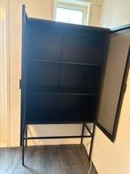 Metalen vitrine kast te koop, Huis en Inrichting, Kasten | Vitrinekasten, Ophalen, 50 tot 100 cm, Zo goed als nieuw, 150 tot 200 cm