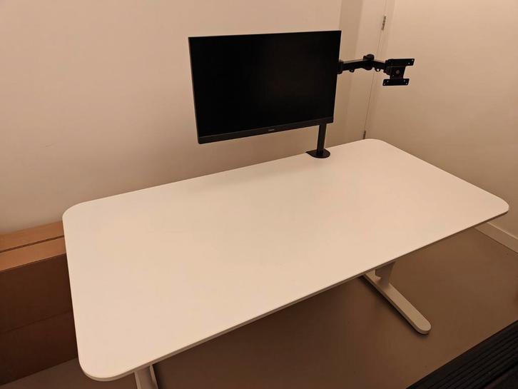 17-32 inch dubbele monitorbeugel monitorarm 2 schermen, Computers en Software, Monitoren, Zo goed als nieuw, 60 Hz of minder, In hoogte verstelbaar