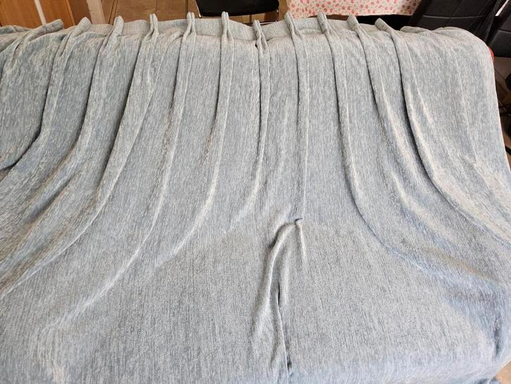 2 Dikke blauwgrijze gordijnen van verschillende maten, Huis en Inrichting, Stoffering | Gordijnen en Lamellen, Zo goed als nieuw