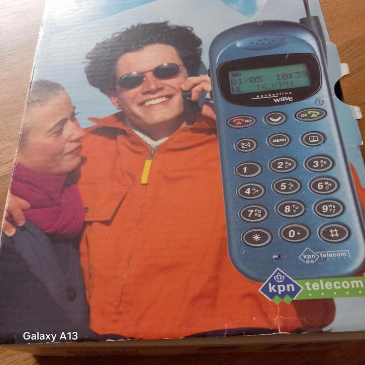 KPN Pocketline Wave - Compleet met Doos & Papieren!, Hobby en Vrije tijd, Elektronica-componenten, Gebruikt, Ophalen of Verzenden