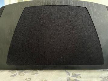 KEF Q2ds dipool surround speakers – Hoogwaardige audiokwalit beschikbaar voor biedingen