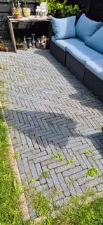 Gratis af te halen mooi grijze klinkers., Tuin en Terras, Tegels en Klinkers, Ophalen, Klinkers, Zo goed als nieuw, 10 m² of meer