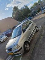 Hyundai Atos 1.1 2004 Grijs, Auto's, Hyundai, Voorwielaandrijving, Stof, 4 cilinders, Origineel Nederlands