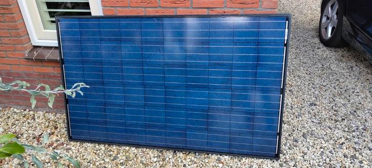 Zonnepanelen 235 watt 37 volt / per stuk € 27,50, Doe-het-zelf en Verbouw, Overige Doe-het-zelf en Verbouw, Ophalen