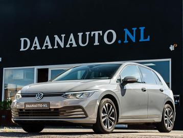 Volkswagen Golf 1.0 eTSI Life Apple CP HUD Camera Stoelverw beschikbaar voor biedingen