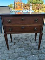 Oud mahoniehouten engelse kaptafel , halkastje, Antiek en Kunst, Antiek | Meubels | Kasten, Ophalen