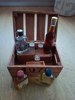 Houten kistje met glaasjes, Ophalen