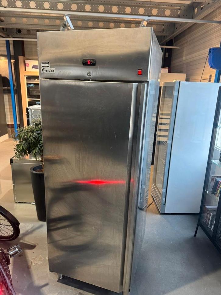 Horeca koelkast groot, bezorging mogelijk DEFECT, Witgoed en Apparatuur, Koelkasten en IJskasten, Gebruikt, Zonder vriesvak, 200 liter of meer