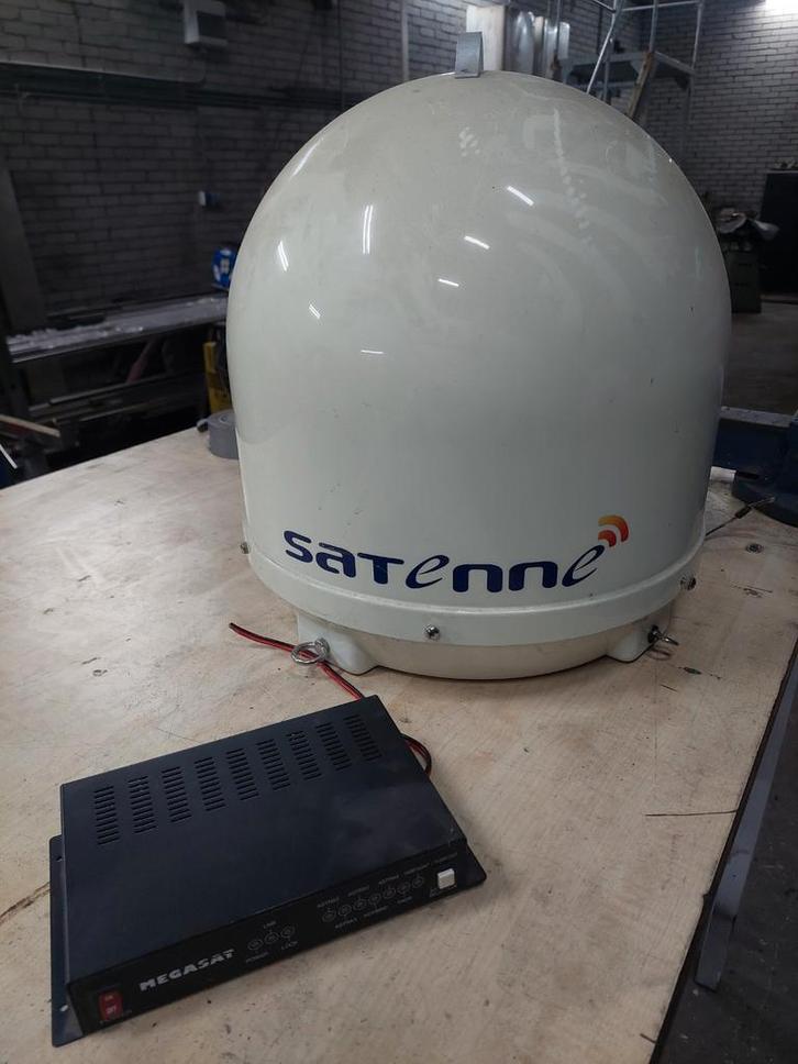 Satelliet TV Ontvanger voor Boot/Camper, Watersport en Boten, Accessoires en Onderhoud, Gebruikt, Ophalen of Verzenden