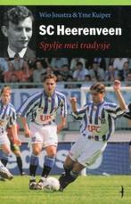 SC Heerenveen Spelen met traditie Joustra & Kuiper, Boeken, Gelezen, Balsport, Joustra & Kuiper, Ophalen of Verzenden