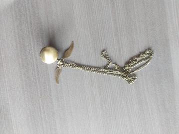 zakhorloge met ketting met snaai/ snitch uit harry potter beschikbaar voor biedingen