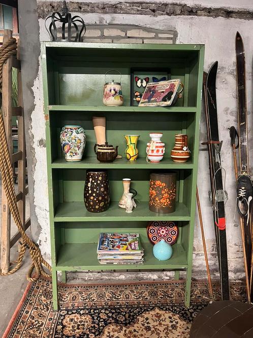 Unieke Vintage groene kast, Antiek en Kunst, Curiosa en Brocante, Ophalen