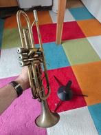 Bach TR300 Student Trumpet - Complete Setup with accesories, Ophalen, Gebruikt, Bes-trompet, Met koffer