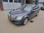 Mercedes-Benz C-Klasse C180 kompressor trekhaak bj 2010, Auto's, Automaat, Achterwielaandrijving, 1800 kg, Zwart