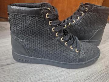 Guess schoenen 1x gedragen beschikbaar voor biedingen