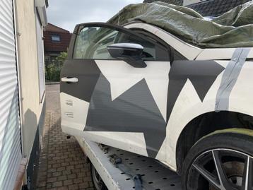 Seat Leon 5F buiten spiegel rechts LX7R beschikbaar voor biedingen