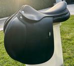 Prestige Paris 2D Nero springzadel, Dieren en Toebehoren, Paarden en Pony's | Zadels, Ophalen of Verzenden, Zo goed als nieuw