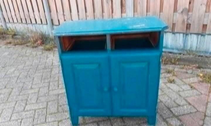 Oude houten kast, Antiek en Kunst, Curiosa en Brocante, Ophalen of Verzenden