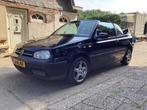 Volkswagen Golf 1.8 Cabriolet 2000. 132.121km NAP, 4 cilinders, Cabriolet, 4 stoelen, Zwart