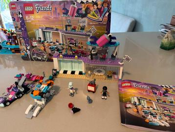Lego Friends 41351 - Tuning Werkplaats beschikbaar voor biedingen
