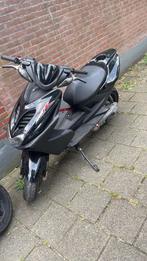 Yamaha Aerox R dubbeldisk full malossi 7t xsh getuned, Ophalen, Zo goed als nieuw, Aerox