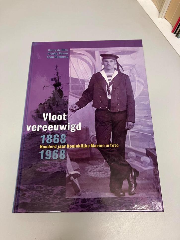 Vloot vereeuwigd 1868 1968, Boeken, Oorlog en Militair, Gelezen, Marine, Ophalen of Verzenden