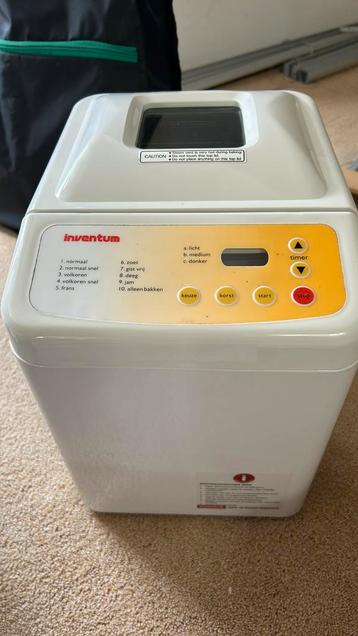 Broodbakmachine inventum beschikbaar voor biedingen