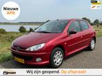 Peugeot 206 1.4 Forever/1Ste Eig!/Nieuwe APK!/5-Deurs!/Cruis, Voorwielaandrijving, Metallic lak, Stof, Zwart
