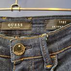 Guess jeans donker blauw model: 1981 skinny mt 25 XS 45138, Kleding | Dames, Spijkerbroeken en Jeans, Blauw, Ophalen of Verzenden