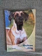 Te koop boek over Duitse Dog zgan, Ophalen of Verzenden, Zo goed als nieuw, Honden
