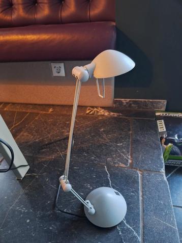 Bureau lamp