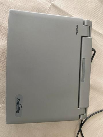 Toshiba Satellite 210CT Vintage Laptop beschikbaar voor biedingen